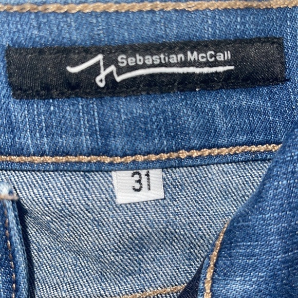 Sebastian McCall, Sz 31, Modern & Sexy - Picture 4 of 11